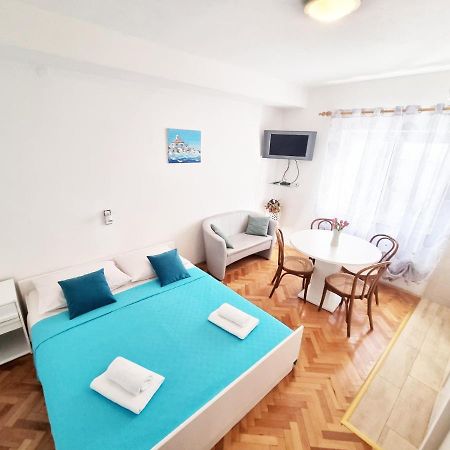 Apartman Bidol Makarska Ngoại thất bức ảnh