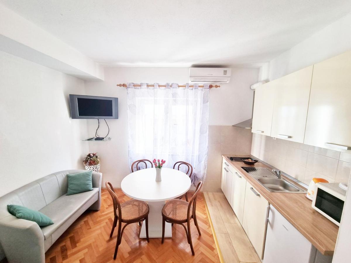 Apartman Bidol Makarska Ngoại thất bức ảnh