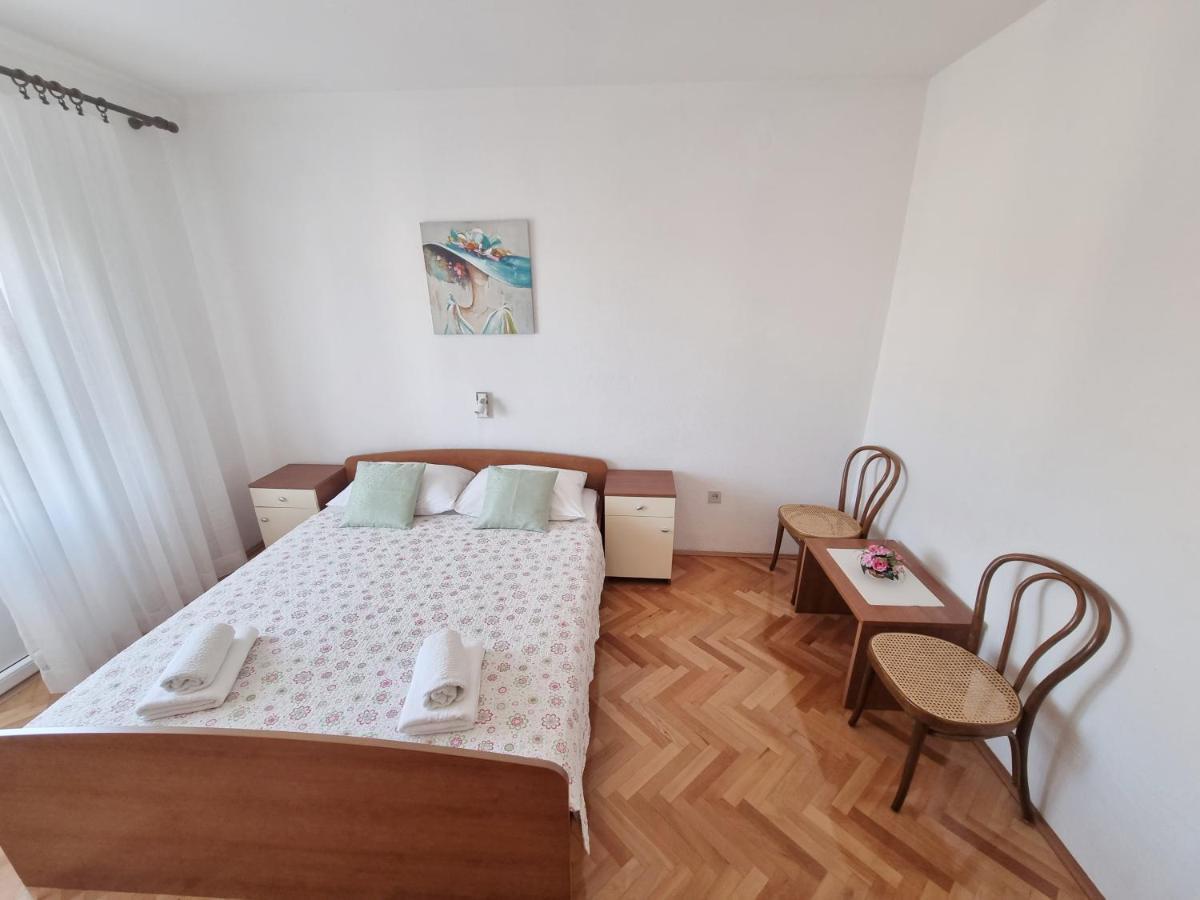 Apartman Bidol Makarska Ngoại thất bức ảnh